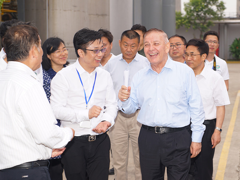 
2017年06月  全國人大常委會副委員長艾力更 &bull; 依明巴海視察中器，肯定餐廚廢油脂&ldquo;收、運、處、用&rdquo;一體化閉環(huán)作業(yè)模式